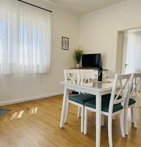 Sanja アパート *