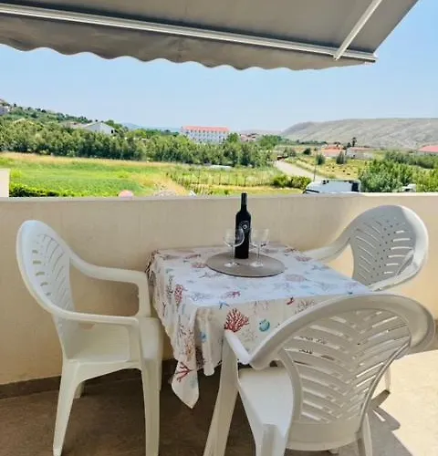 アパート Sanja Vlašići